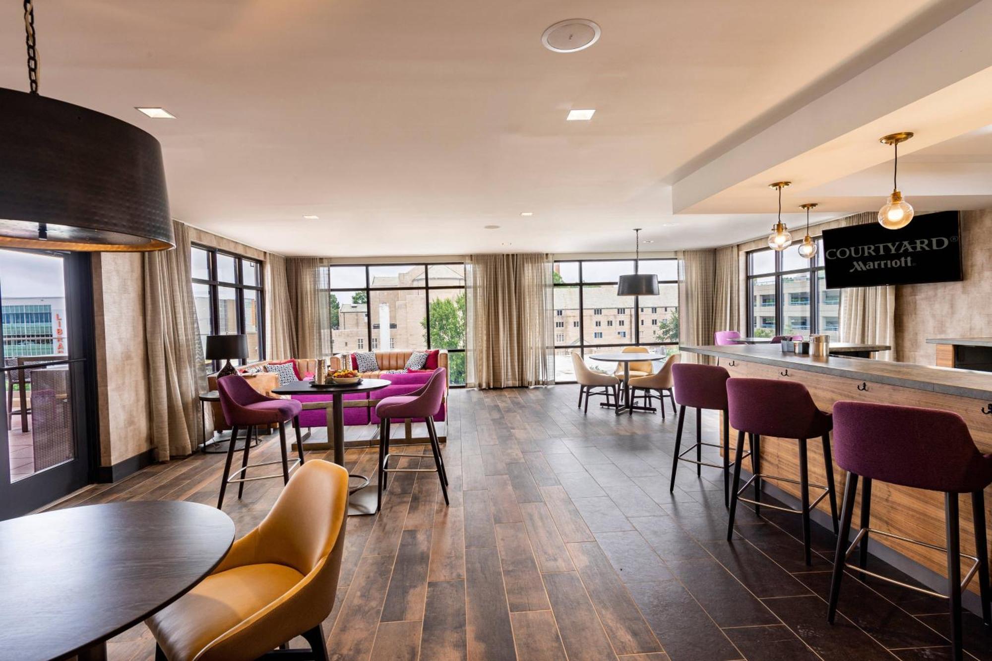 Courtyard Winston-Salem Downtown Hotel Ngoại thất bức ảnh