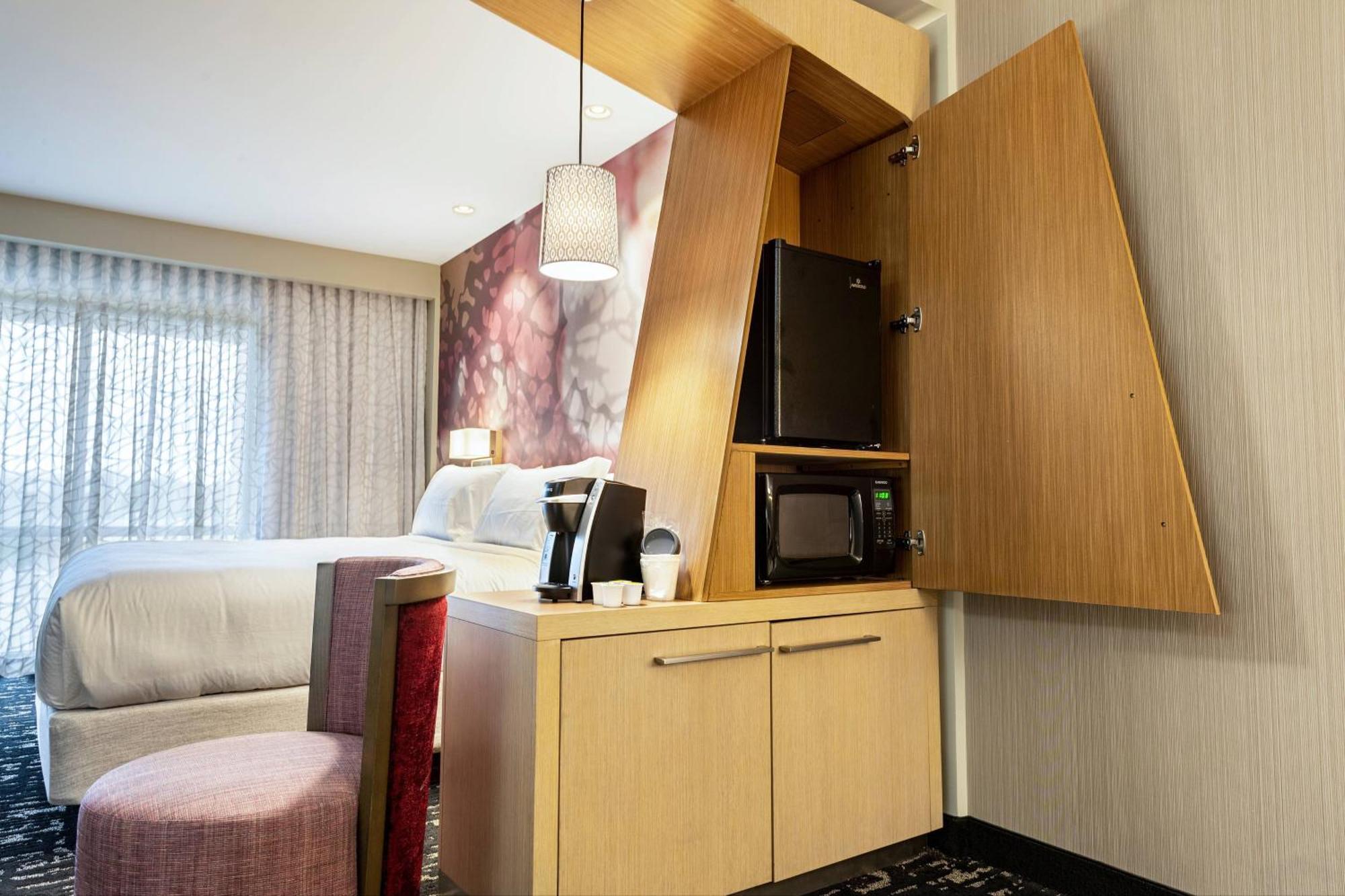 Courtyard Winston-Salem Downtown Hotel Ngoại thất bức ảnh